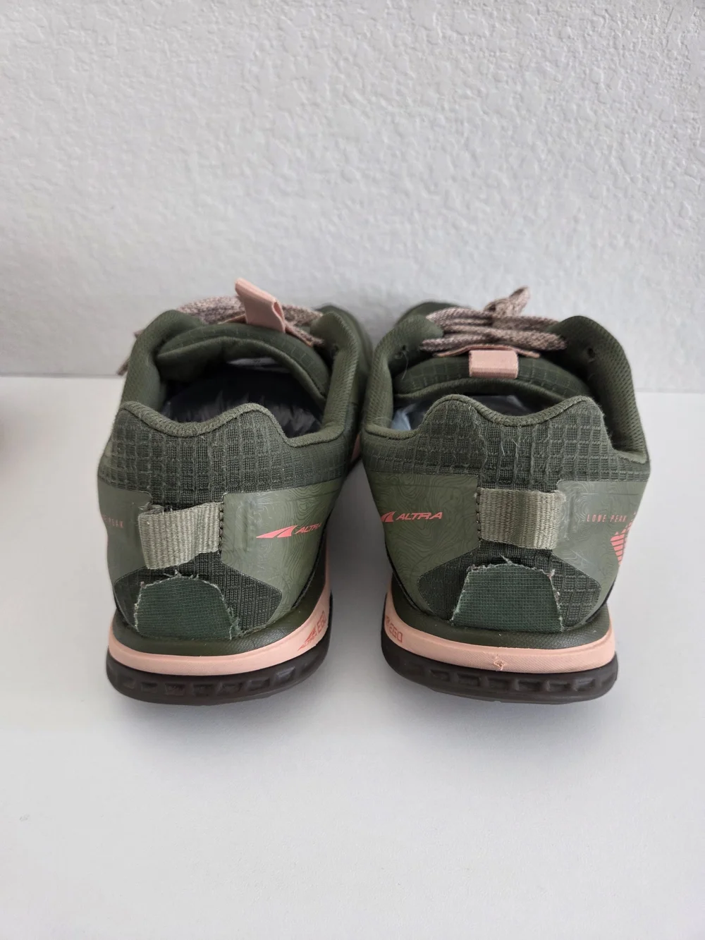 Altra Lone Peak 6 Women's Trail Runner Olive Green And Pink Size 12